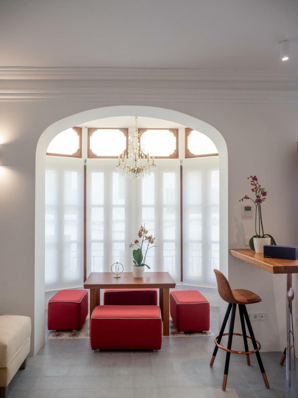 Es Palauet Brandnew One Suite Apartment In Ibiza Center ภายนอก รูปภาพ